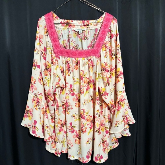 The Pioneer Woman Tops - The Pioneer Woman Laced Square Neck Flutter Sleeve Floral Pink Blouse size 2X